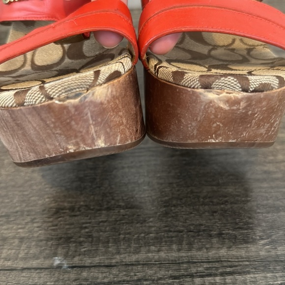 Coach Jonah Wooden Platform Heel - Tan and Orange with Gold Accent - Picture 6 of 9